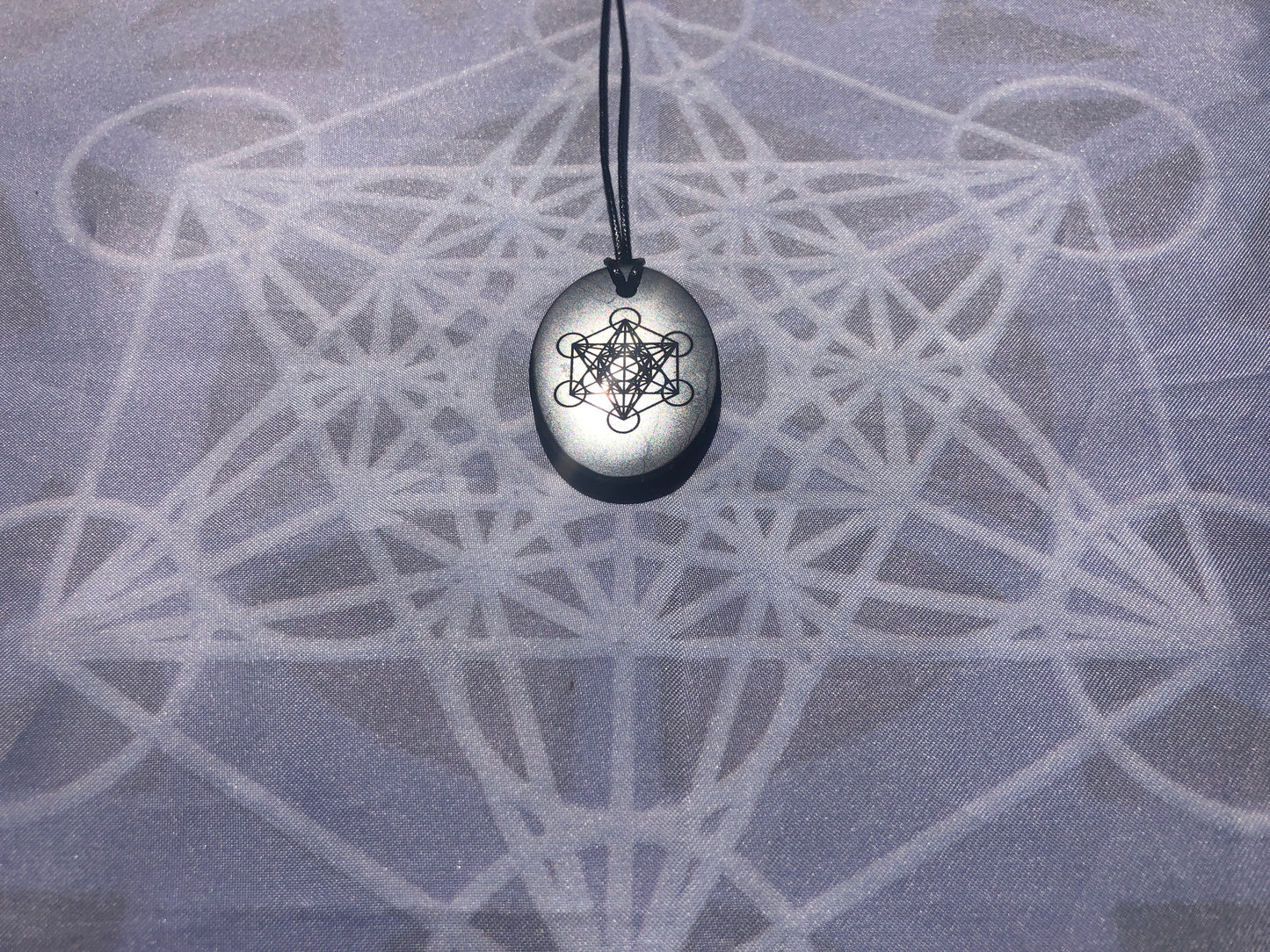 Shungite Pendant - Metatrons Cube Engraving